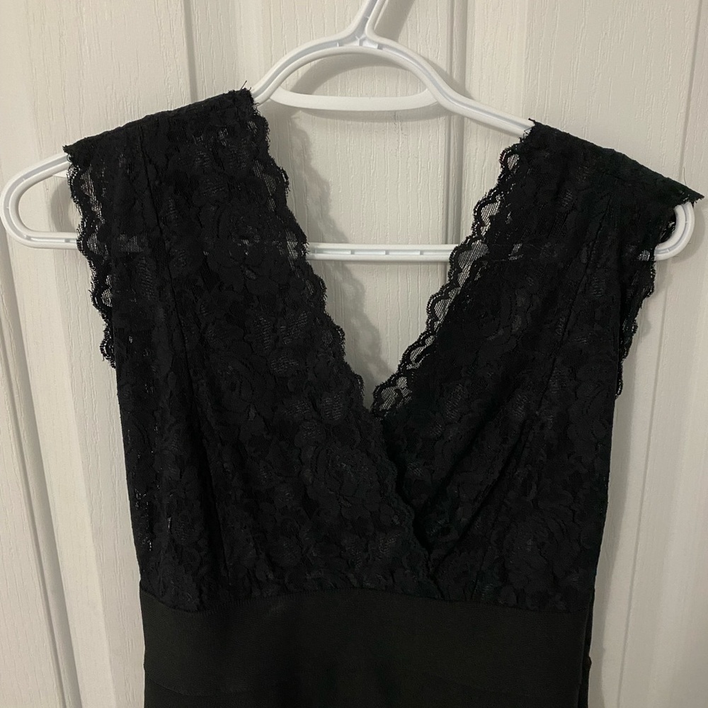 Women black bodycon dress
